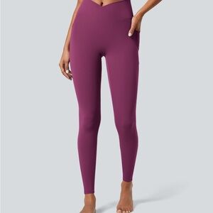 HALARA SoftlyZero Crossover Pocket Leggings Ume Purple Size Large UPF 50+ NWT
